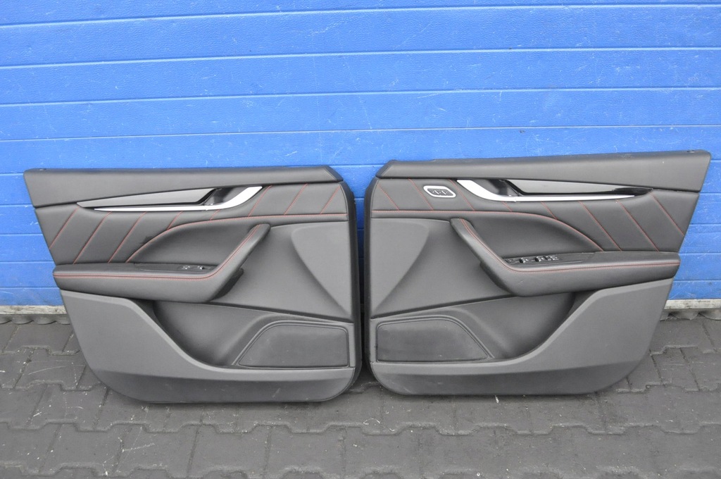 фото №15, Maserati levante sq4 сиденья заднее сиденье обшивки кожа туннель 19r