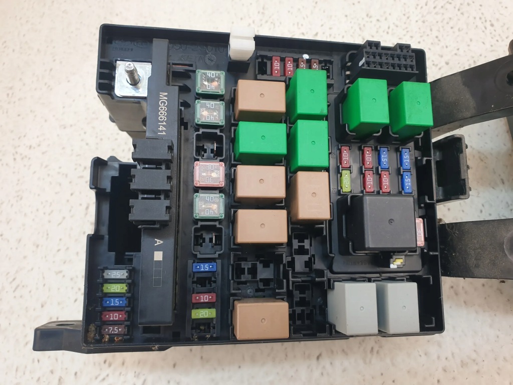 фото №6, Kia sportage 3 iii 1.6 gdi корпус реле 91950-3w561 oryg