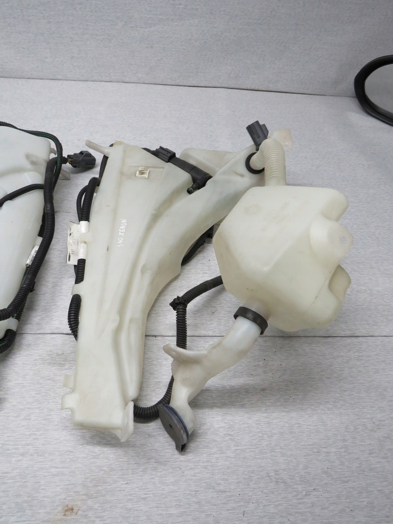 фото №7, Volvo s40 бак жидкость омывателя ксенон