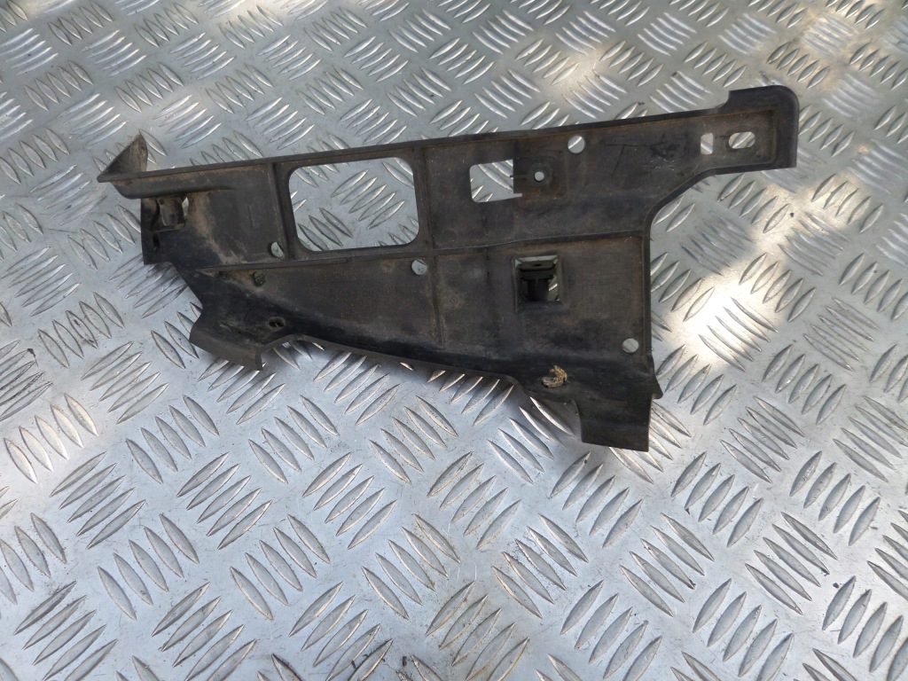 Купить Mercedes cls w218 левая кронштейн выхлоп кронштейн a2188850965