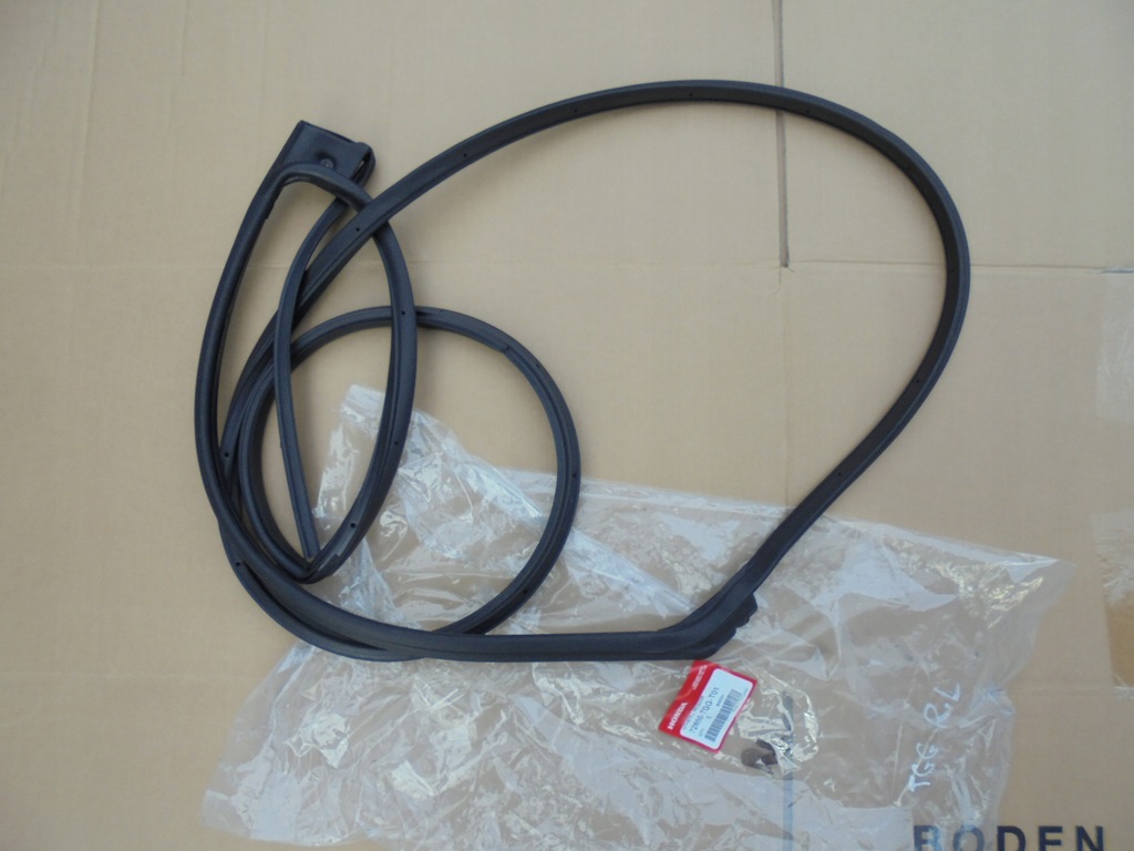 фото №1, Прокладка двері задня ліва honda civic x 2017-2021r