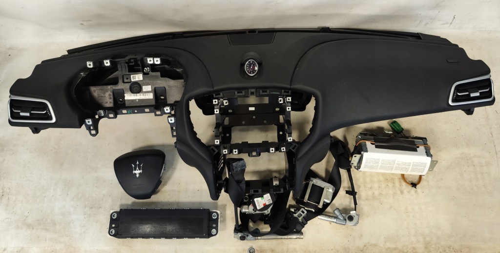 фото №1, Приборная панель подушки безопасности ремни комплект maserati ghibli 2015