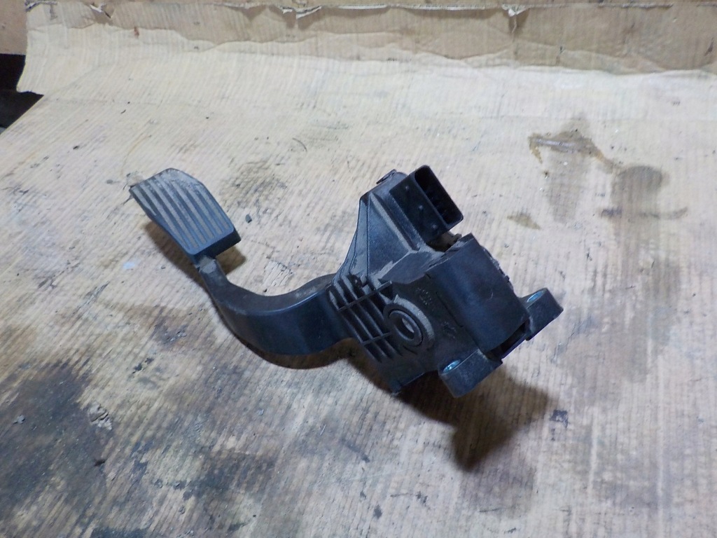 фото №1, Педаль потенціометр газу fiat evo punto 1.4b 13r