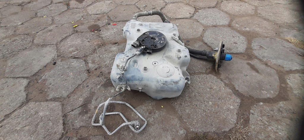 фото №10, Бак помпа adblue master iii 172a22038r 208993933r