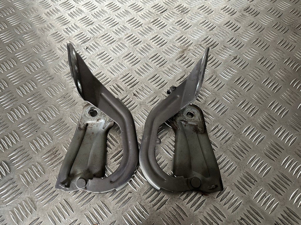 фото №2, Ford focus mk3 петли капот комплект vb