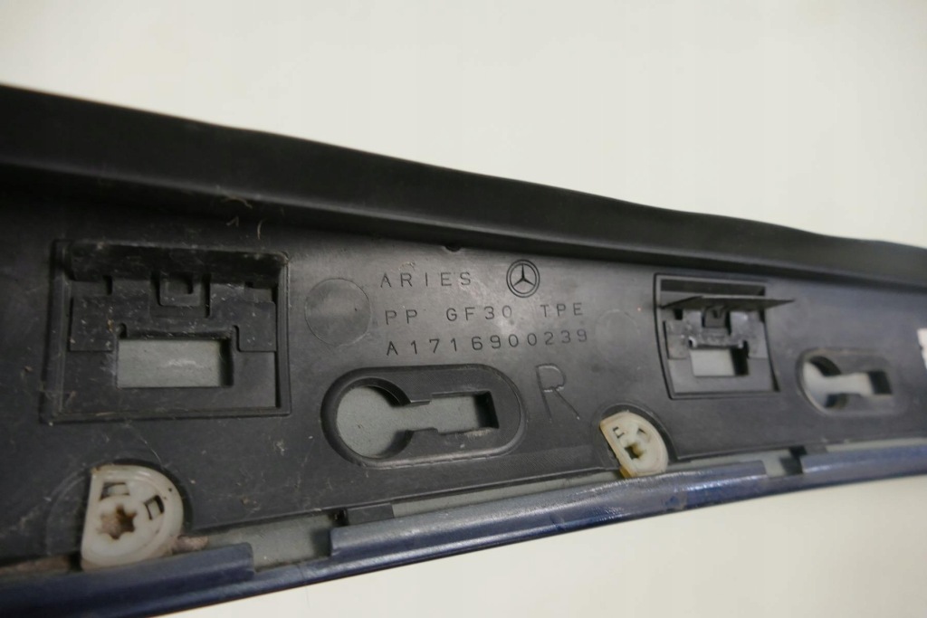 фото №12, Mercedes slk 350 r171 молдинг скло лобове права захист накладка c950