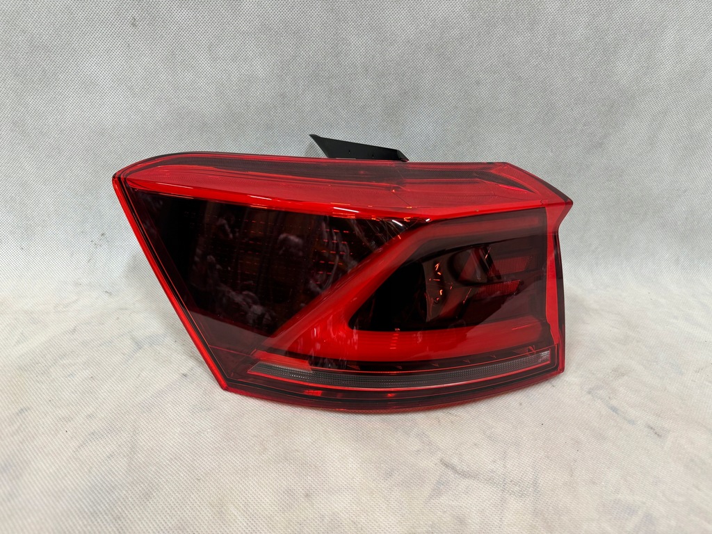 фото №1, Vw t-roc lift 2ga 21- лампа задня ліва iq light