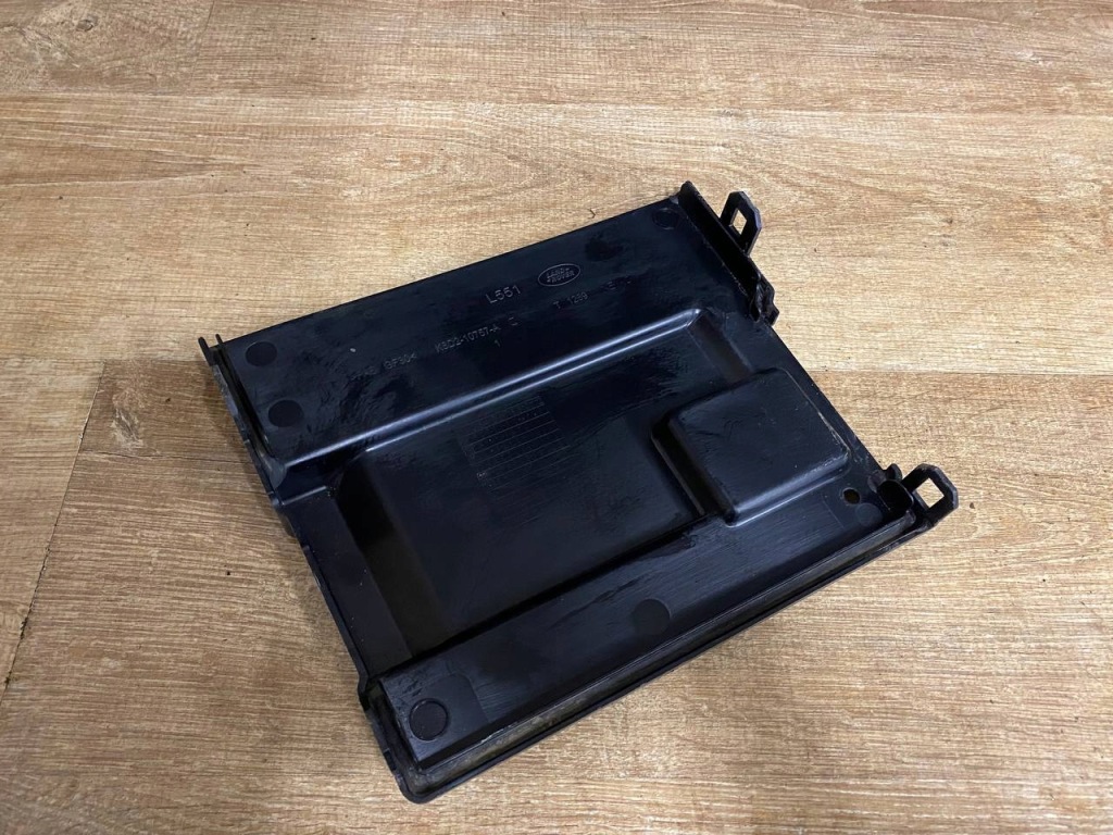 фото №1, Кронштейн полиця na акумулятор range rover l551 k8d2-10757-a