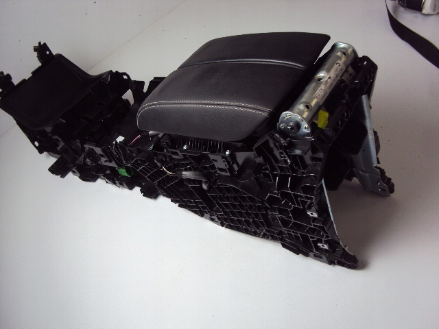 фото №2, Підлокітник range rover velar