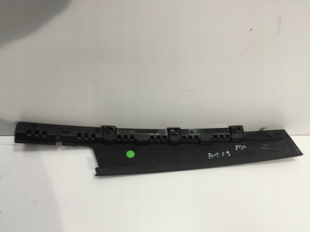 фото №1, Audi a1 82a 2019 молдинг двері права перед