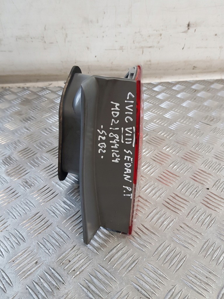 фото №8, Лампа правая задняя p6104r honda civic viii sedan eu