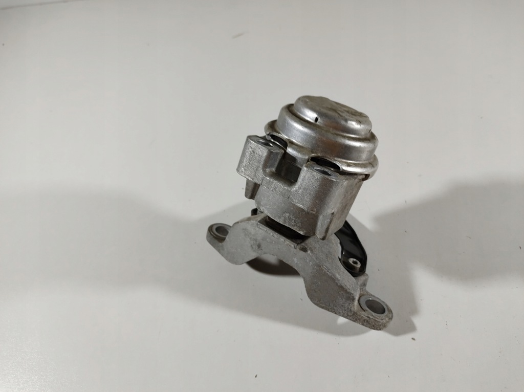 фото №4, Volvo s60 ii 1.6 13- подушка двигателя