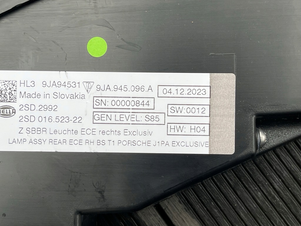 фото №7, Лампа задняя задняя правая porsche taycan 9j1 9ja945096a