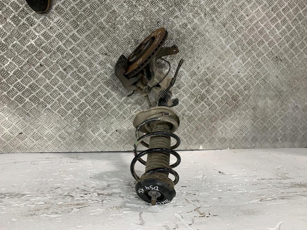 фото №1, Поворотний кулак амортизатор правий перед citroen ds4 1.2 thp 15 r 9806708380