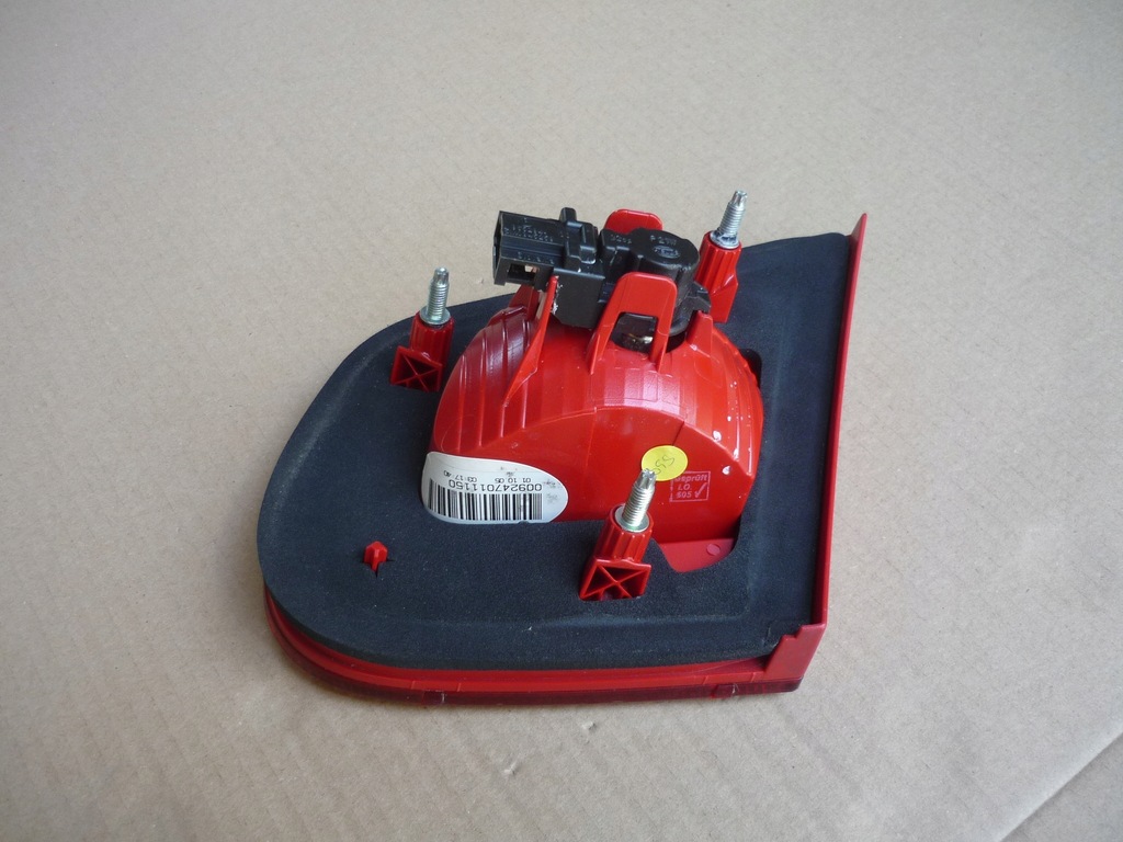 фото №8, Лампа лівий задня w кришка vw eos 1q0945093 ładna