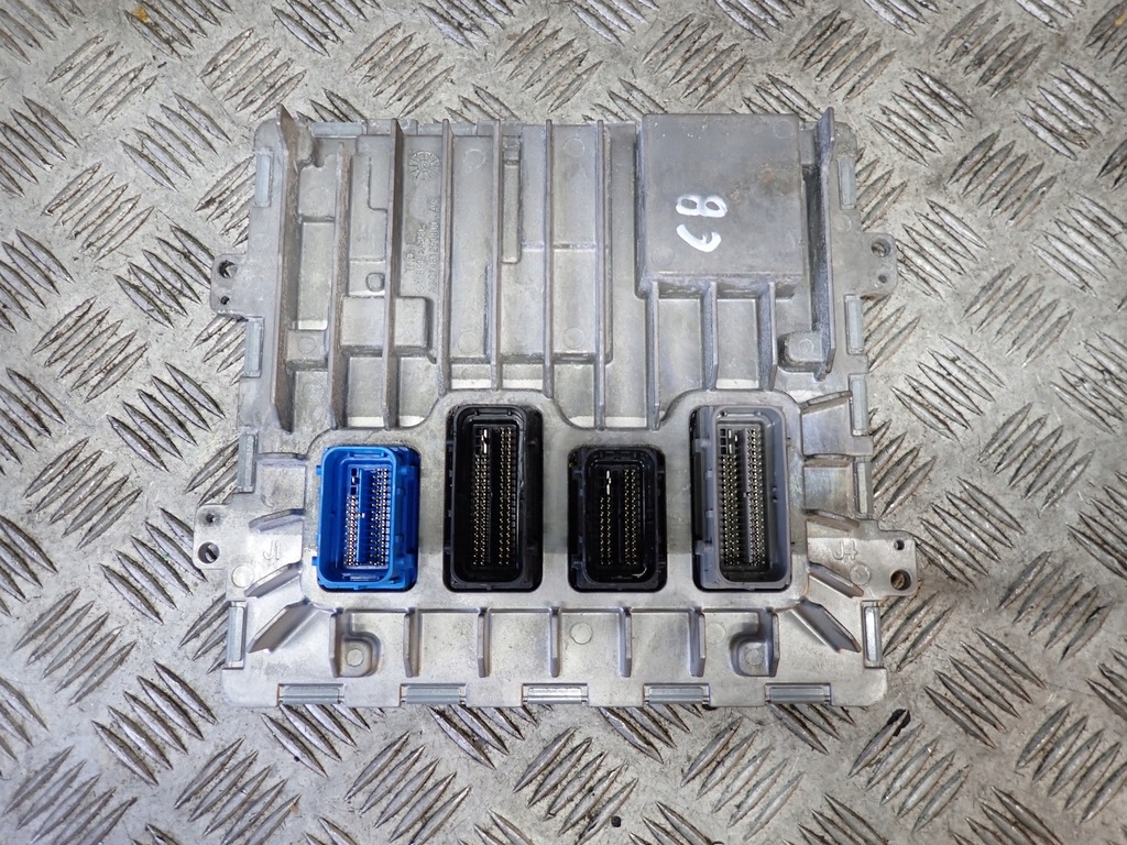 фото №6, Бортовой компьютер модуль блок управления двигателя ecu chevrolet corvette c8 2020-