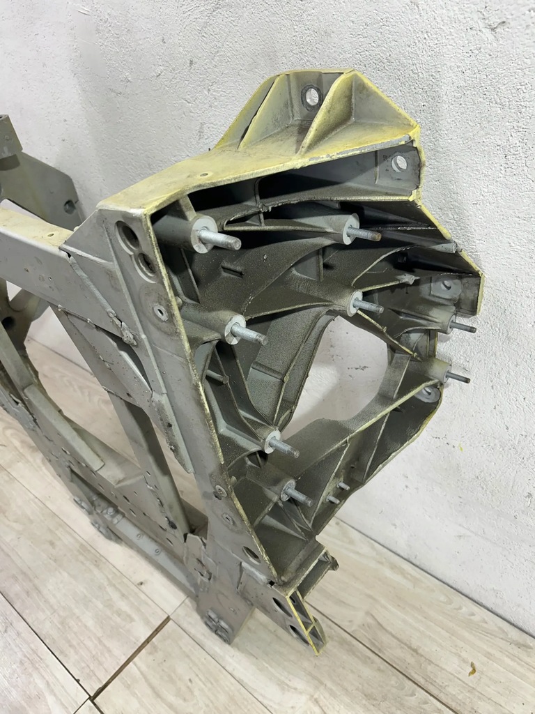 фото №7, Ferrari california 149m задня рами задня