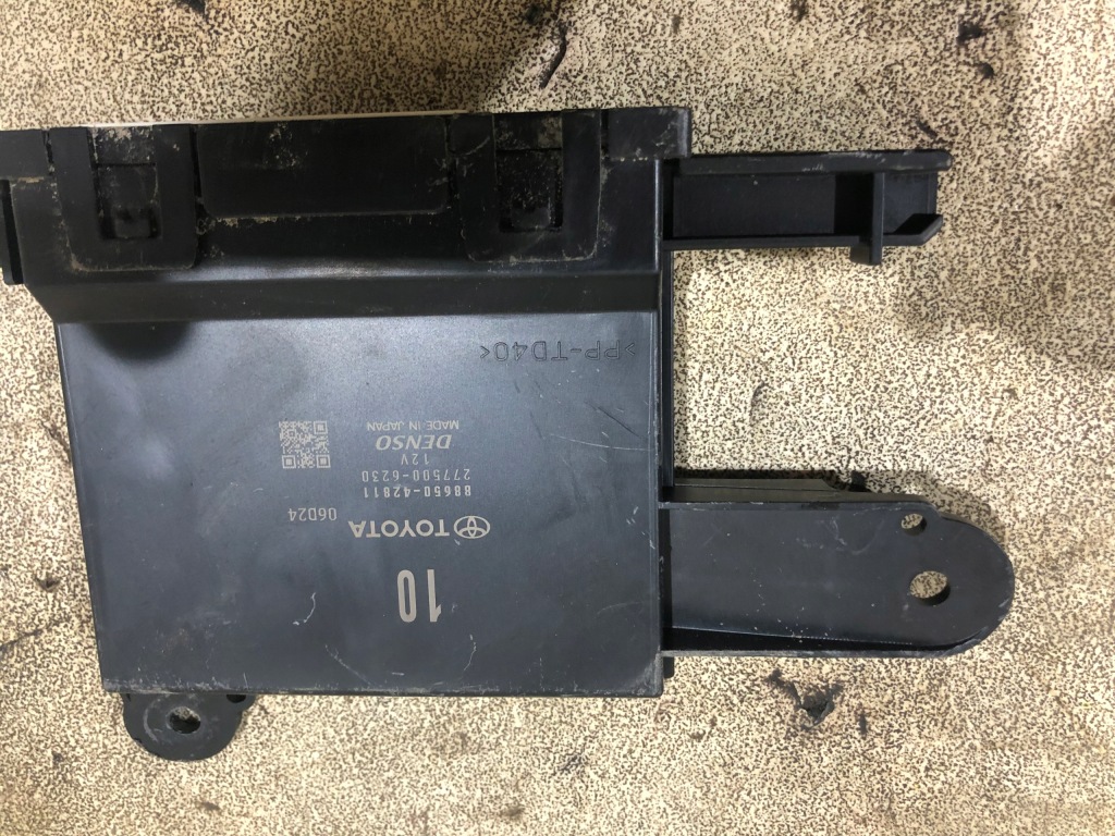фото №1, Toyota rav4 19- модуль блок керування 88650-42811