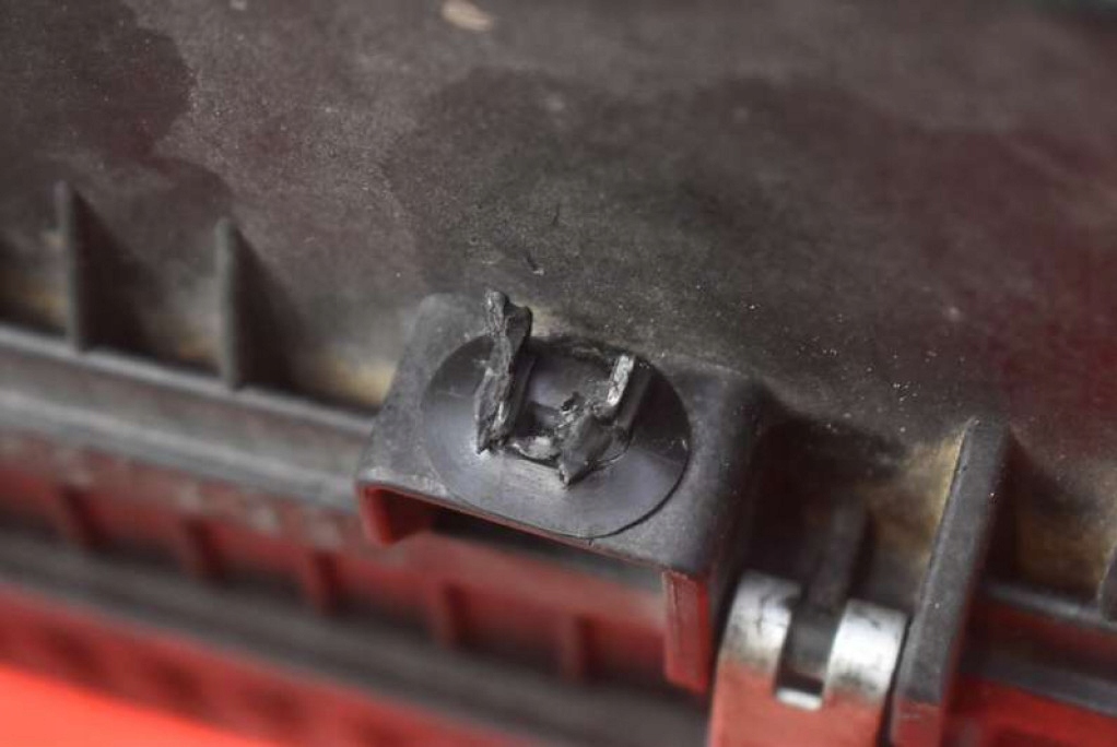 фото №10, Outlander корпус фільтра повітря mitsubishi outlander 1 i 2.0 16v 136 km