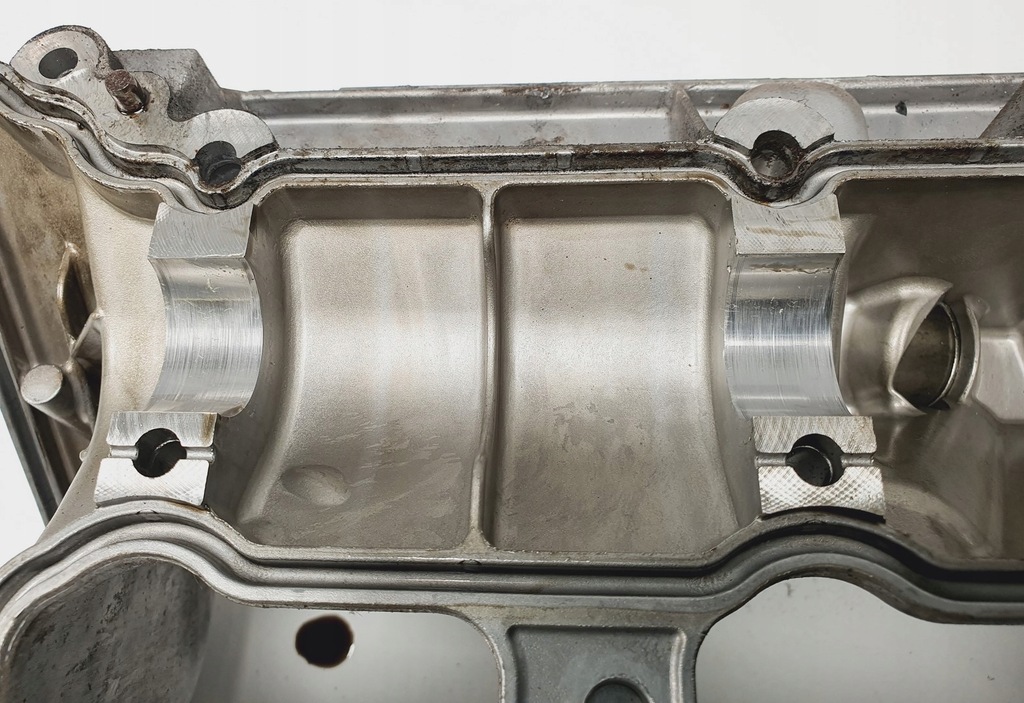 фото №10, Крышка клапанов mercedes w245 2.0 cdi a6400160605