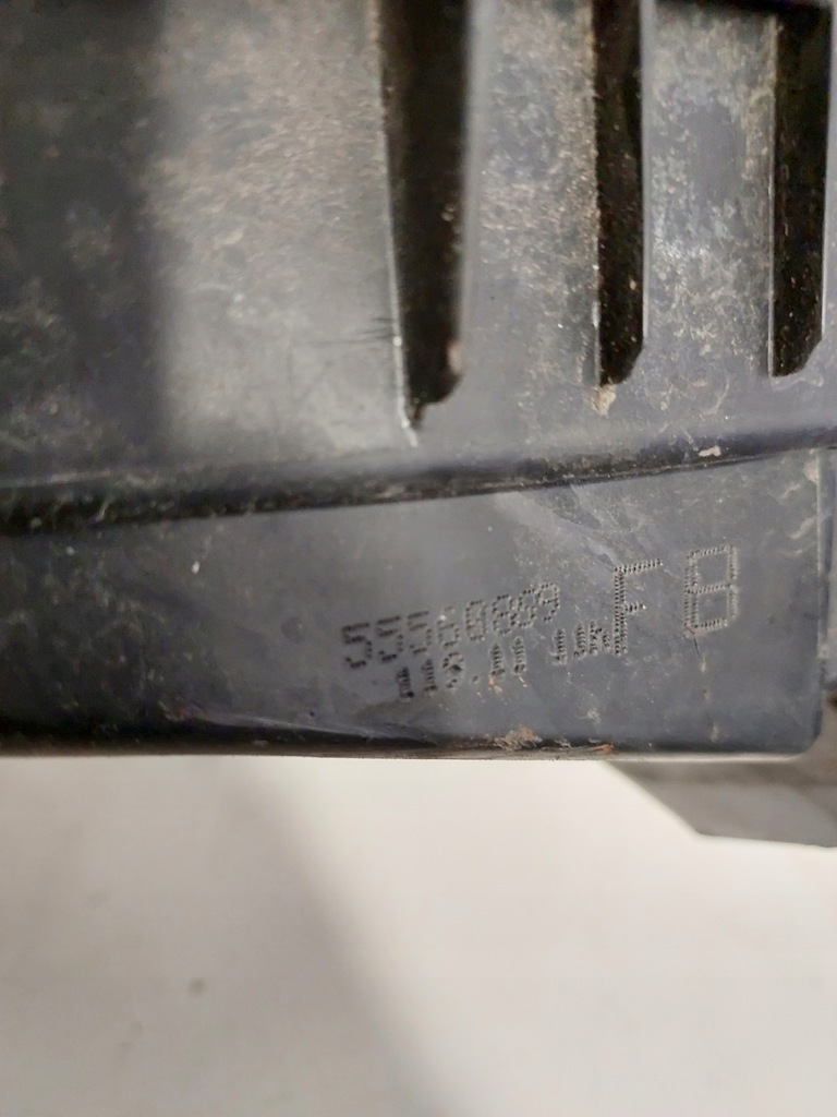 фото №6, Корпус фільтра повітря opel 2.0 cdti