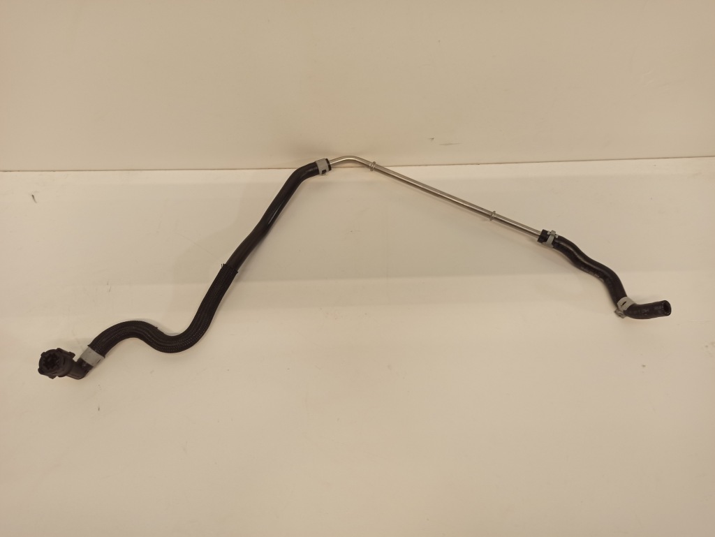 фото №1, Seat leon iv труба шланг топлива 04e133723el