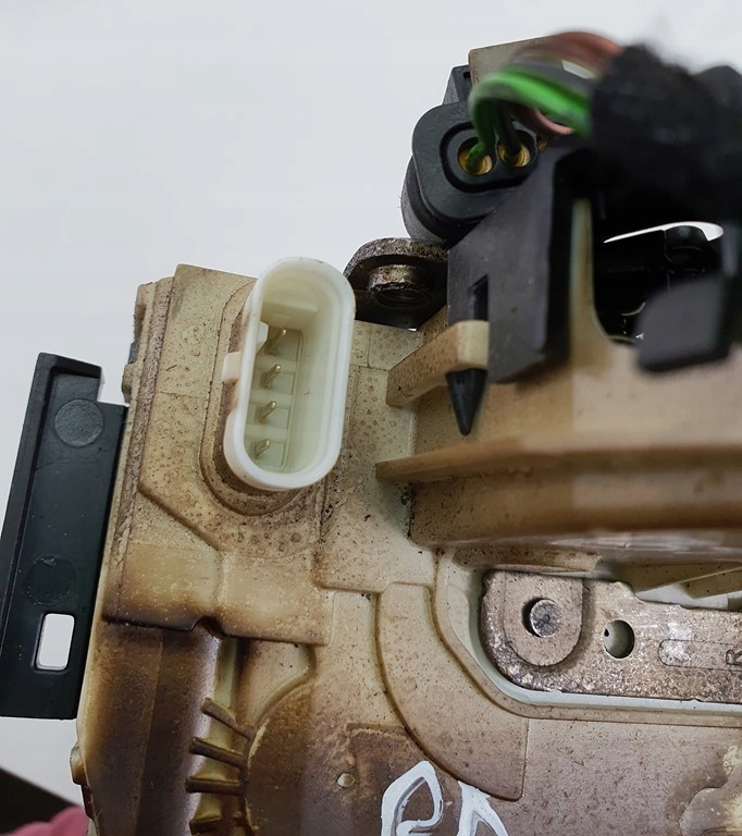 фото №6, Замок двері правий перед mercedes w166 a1667200135