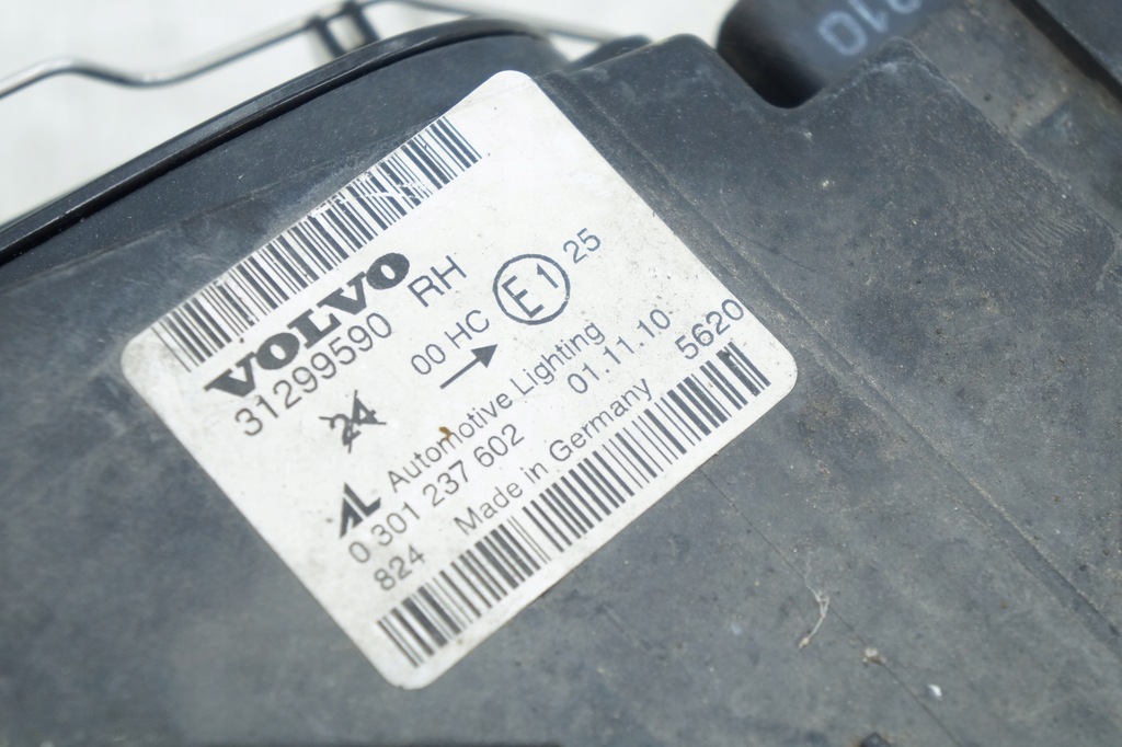 фото №7, Volvo s40 ii v50 lift лампа правий перед передня 31299590 uk фара