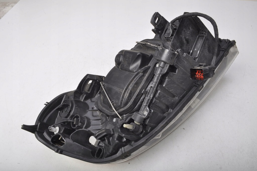 фото №10, Volvo xc60 лампа левая передняя левый перед anglik