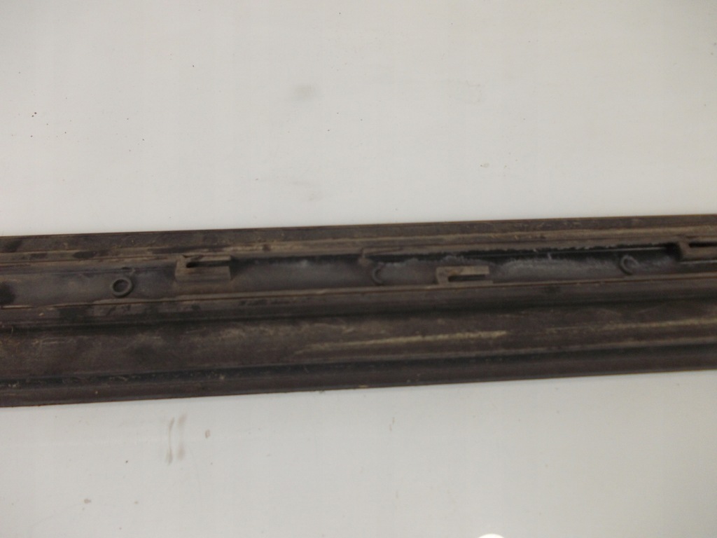 фото №5, Молдинг нижня двері ліва задня sedan audi a4 b6