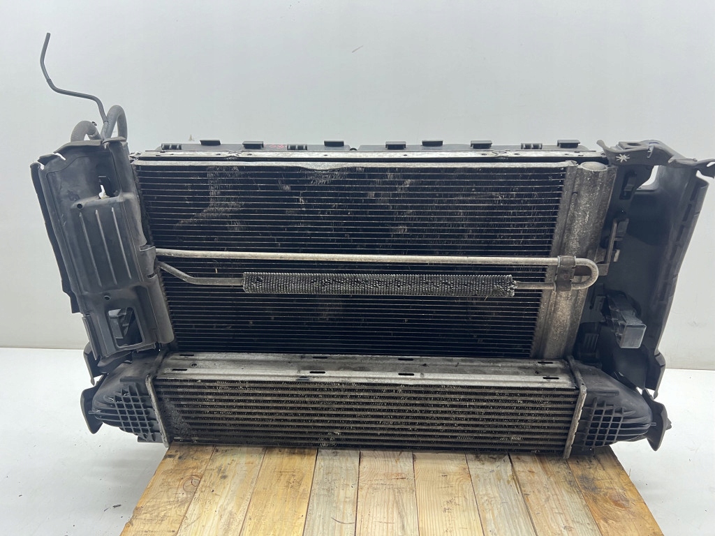 фото №1, Volvo s80 ii 2.4 d5 комплект радиатор радиатор автоматическая коробка передач