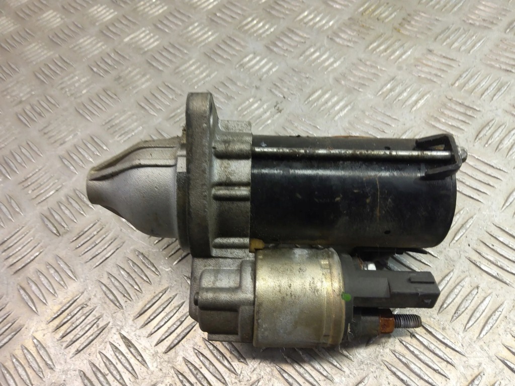 Купити Bmw x3 f25 2013 перед стартер