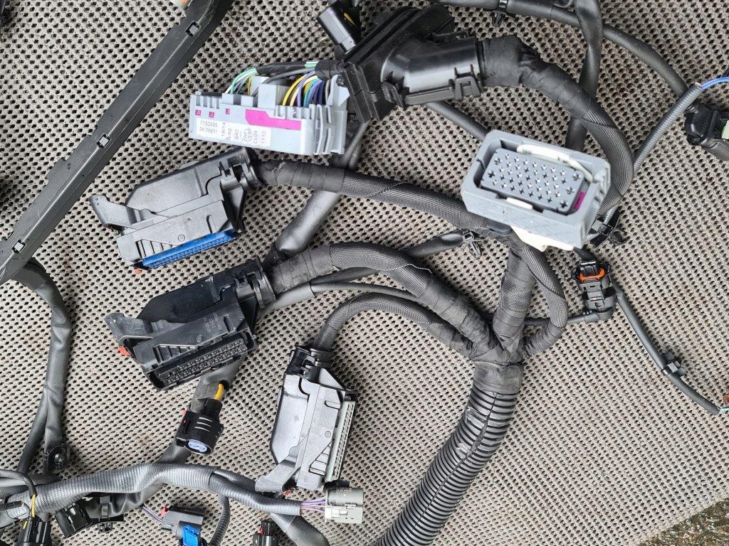 фото №7, Opel astra k 1.4 электропроводка жгут двигателя zabrze