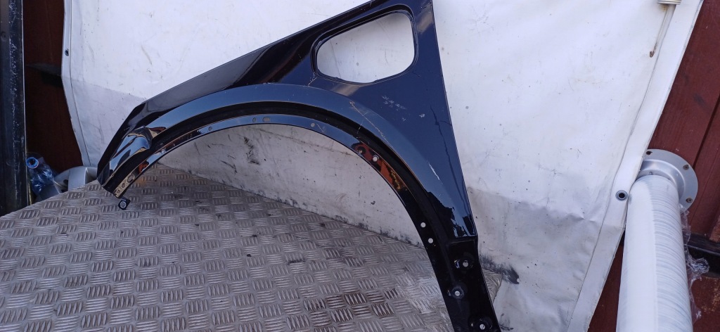 фото №2, Volvo xc40 крила лівий перед