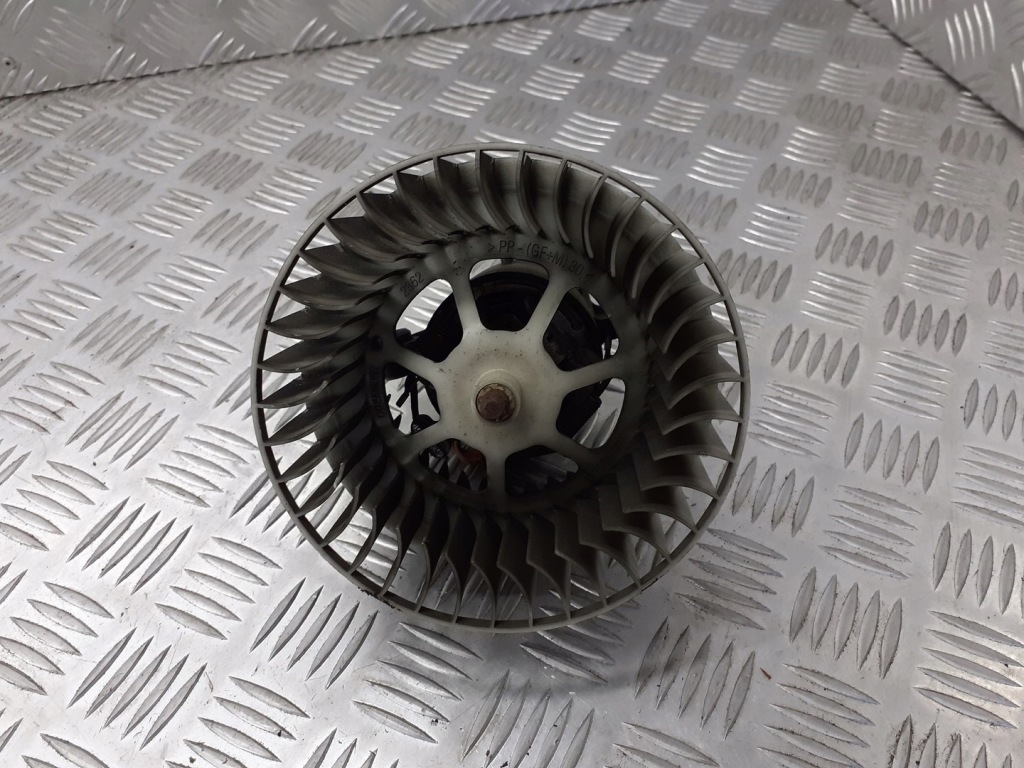 Купить Вентилятор обдув mercedes w168