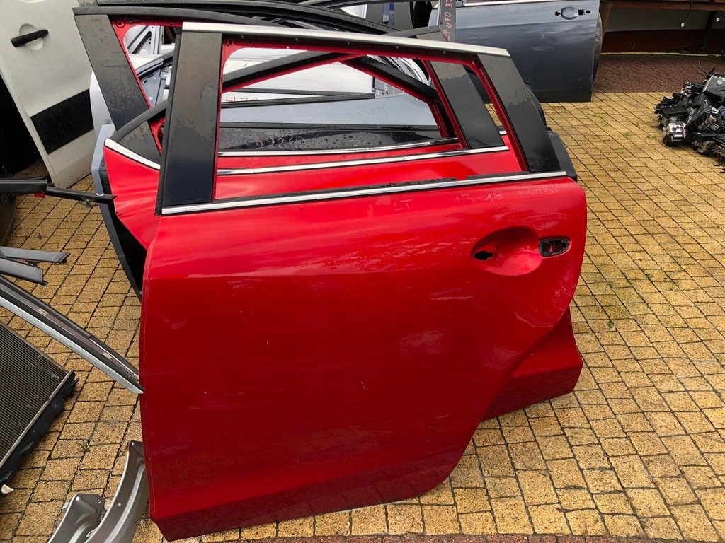 фото №1, __двері mazda 3__12-17