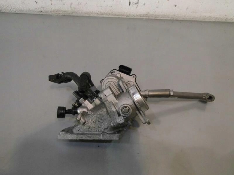 фото №4, Дроссельная заслонка audi a4 b8 2.0 tdi 04l128059k