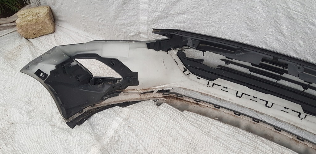 Купить Ford focus mk4 18- бампер перед jx7b-17757-a + усилитель + решётка