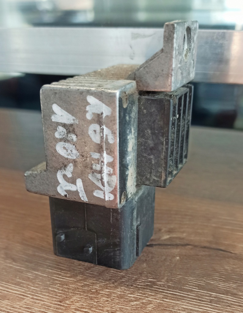 фото №7, Реле свеча накаливания hitachi 132122 9640469680 citroen opel renault