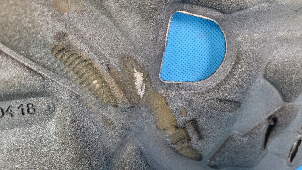 Bmw 5' g31 518d touring 18r шумоизоляция накладка двигателя 8580383 Недорого