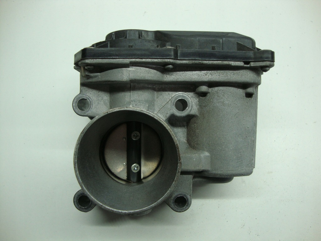 фото №1, Дроссельная заслонка renault clio 1.2b 16v 703703000 modus