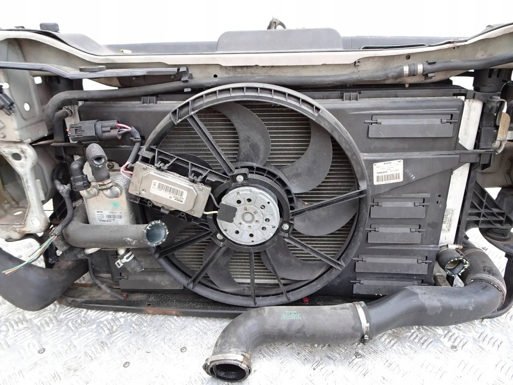 фото №8, Pas передний радиатор kpl. volvo c70 ii v50 s40 c30 2.4 d5