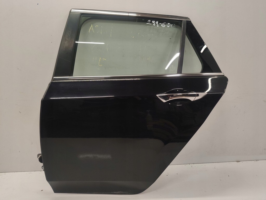 фото №1, Honda accord viii kombi 10r дверь левый задняя nh731p