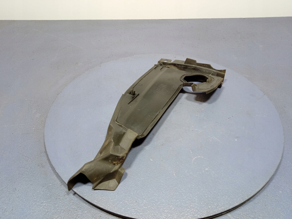 фото №5, Audi a7 c8 накладка захист жабо права 4k8821170