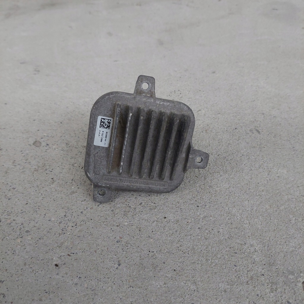 Купити Bmw x1 f48 модуль ліхтарі  led їжак лівий 90068145c1