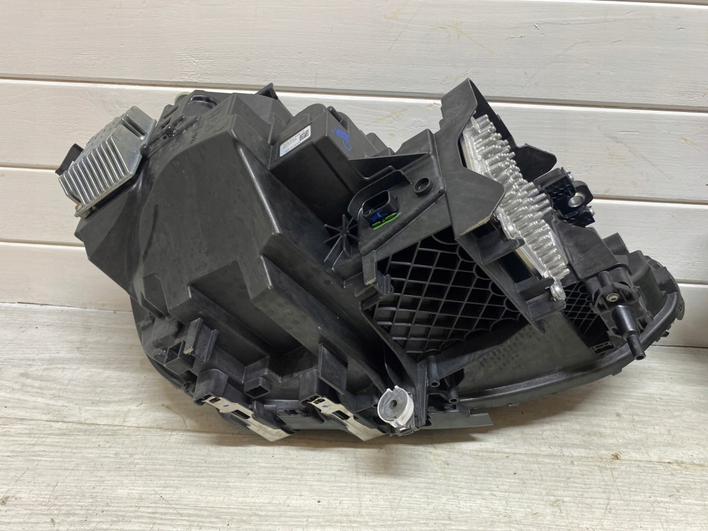 Купить Bmw 2 g42 фара правый  левая led 5a3dc86 5a3dc85