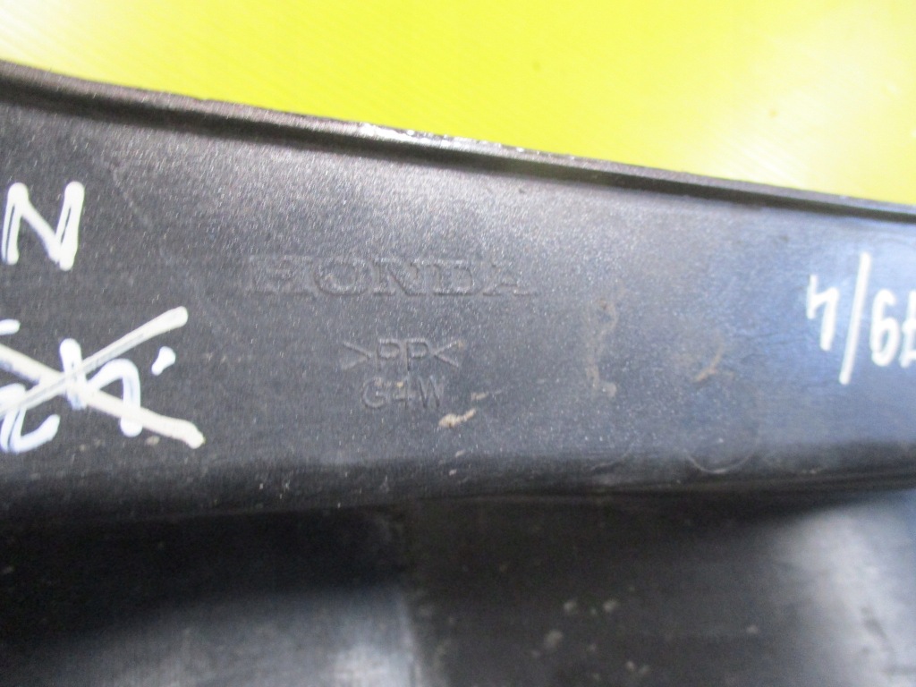 фото №10, Honda оригінальний номер 71502-t1g crv кутик бампера