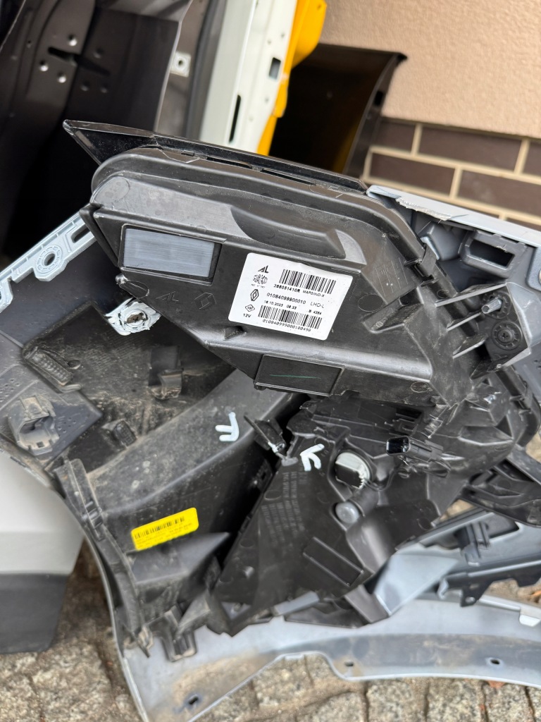 фото №12, Бампер перед передній renault clio 5 v esprit alpine lift 23-