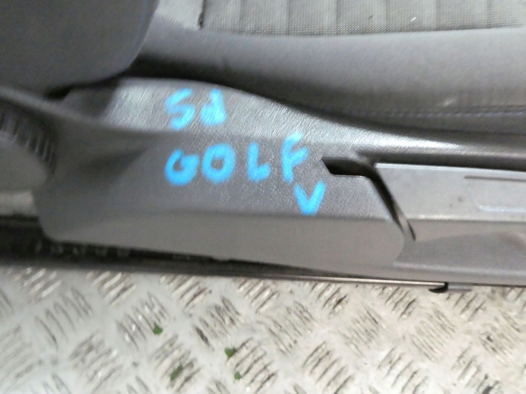 фото №6, Сидіння сидіння перед заднє сидіння задня vw golf v 5d hb