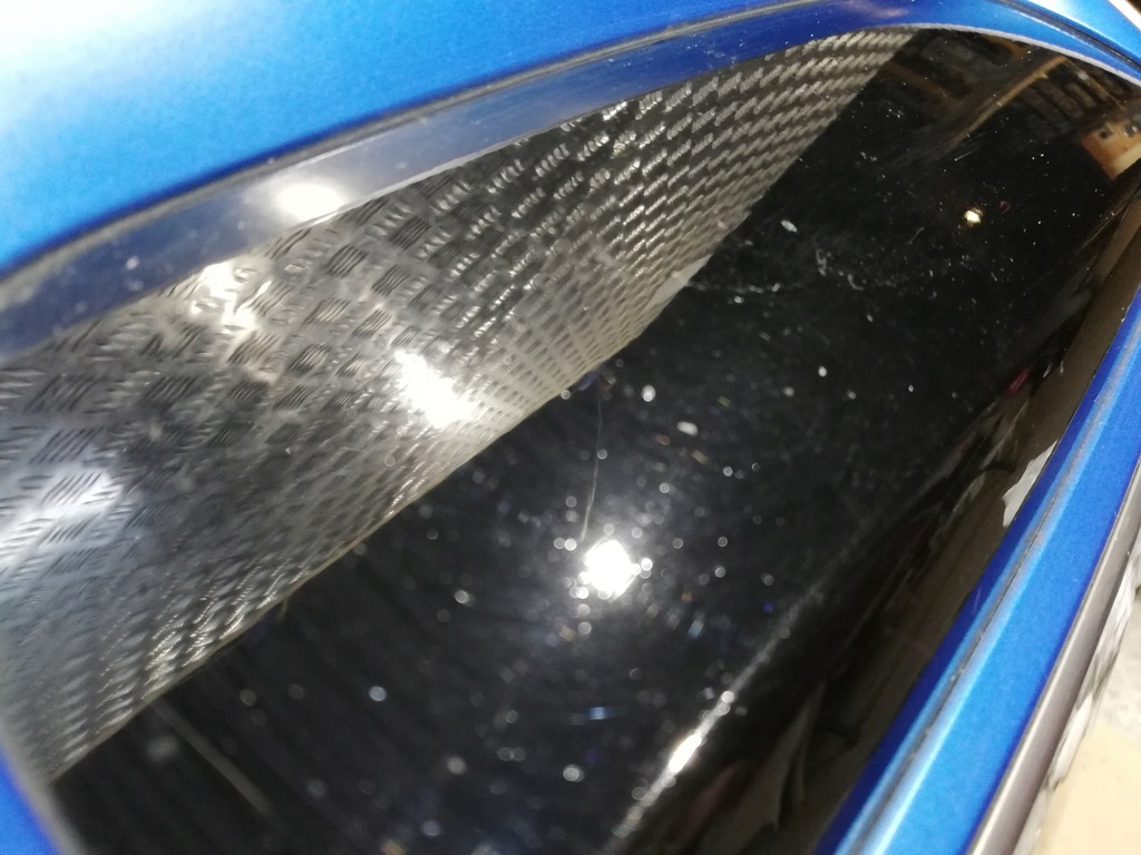 фото №6, Bmw i3 капот czarna akzent